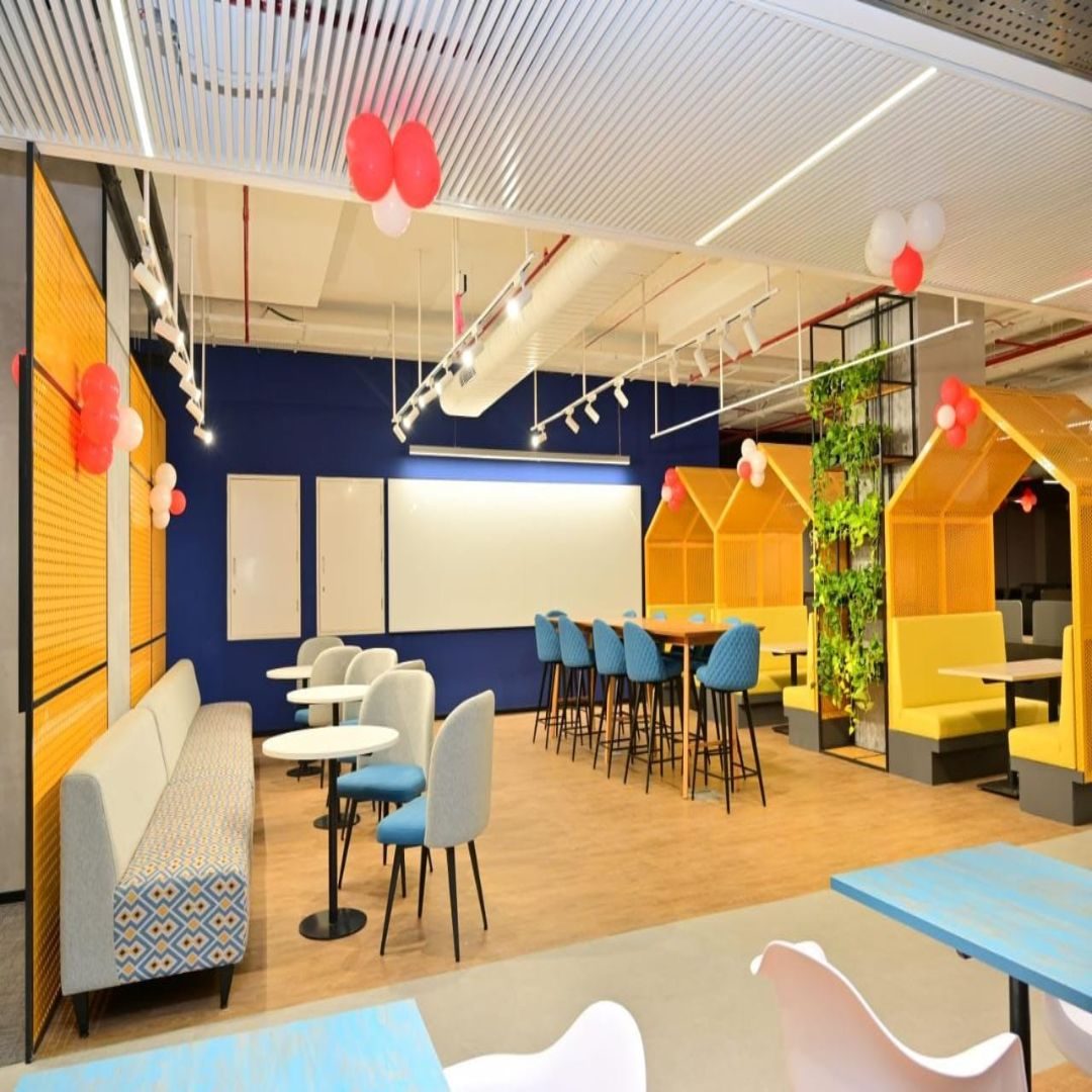 1)BOOTHSEATING2)PLANTER_BOX_3)VERTICAL_SCREEN_4)BAFFLE_CEILING_SONATA_INFRAMART.REALTECH_INDIA_PVT.LTD (2)